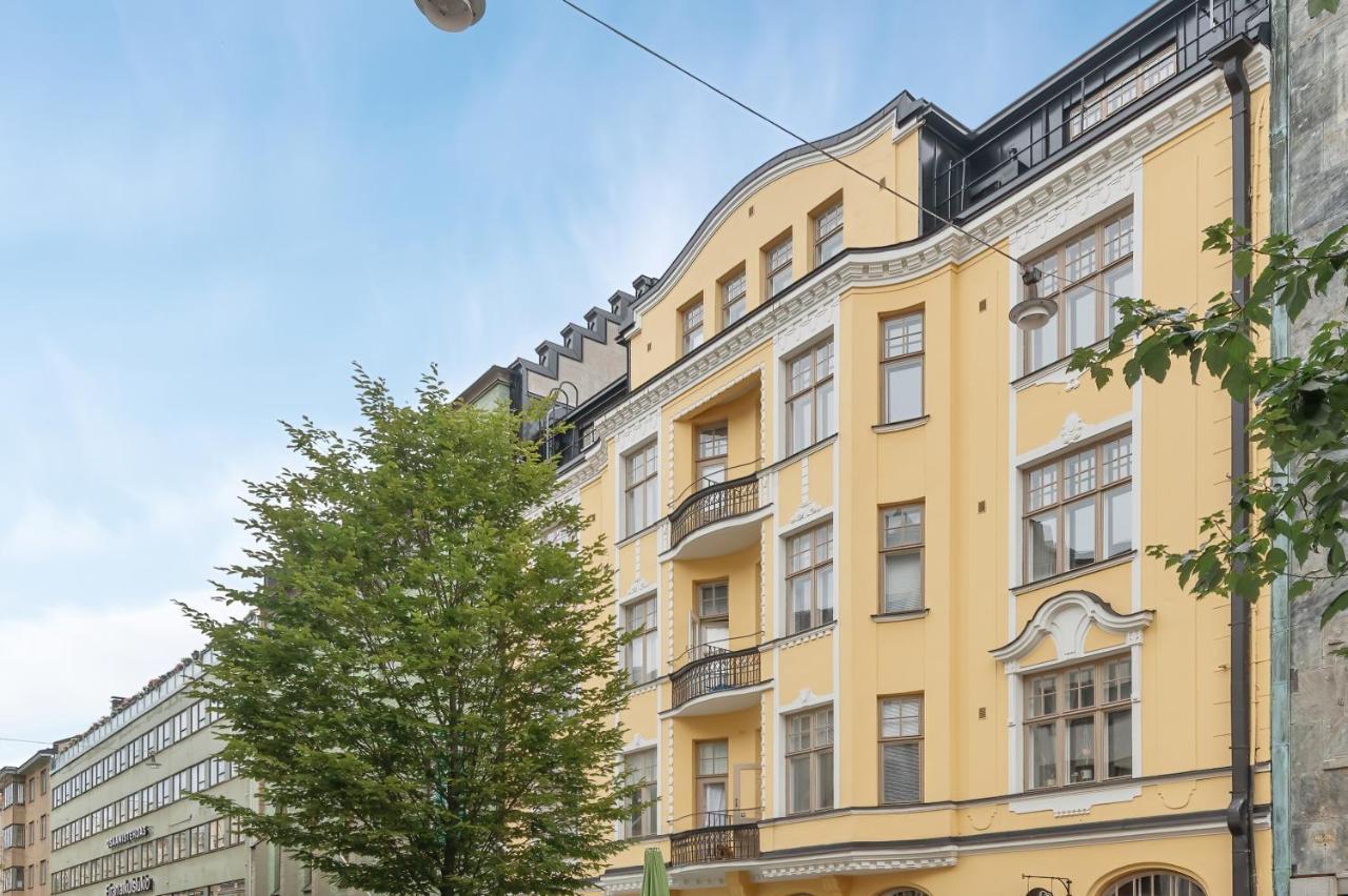 Wehost Fabulous 2Br In Prestigious Punavuori @Iso Roobertinkatu 26 هلسنكي المظهر الخارجي الصورة