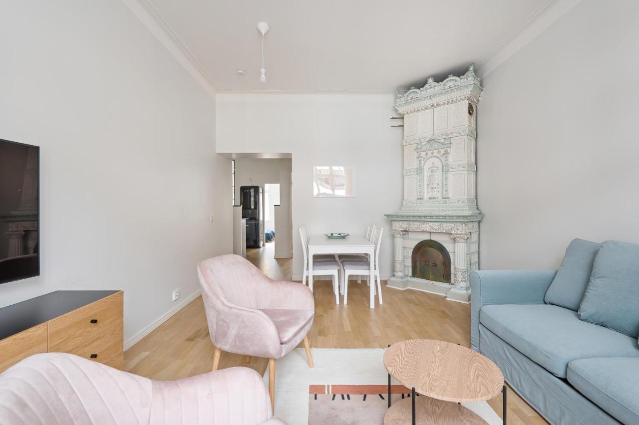 Wehost Fabulous 2Br In Prestigious Punavuori @Iso Roobertinkatu 26 هلسنكي المظهر الخارجي الصورة
